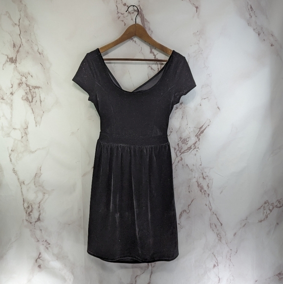 Urban Outfitters Dress Womens Small Black Velvet Fairycore Mini Holiday Cut Out - Picture 1 of 9